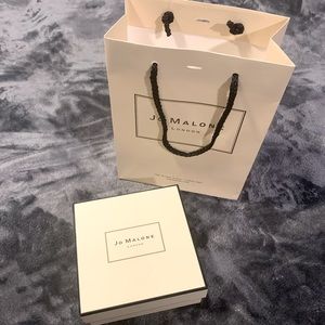 Jo Malone Gift Box & Bag 🌹
